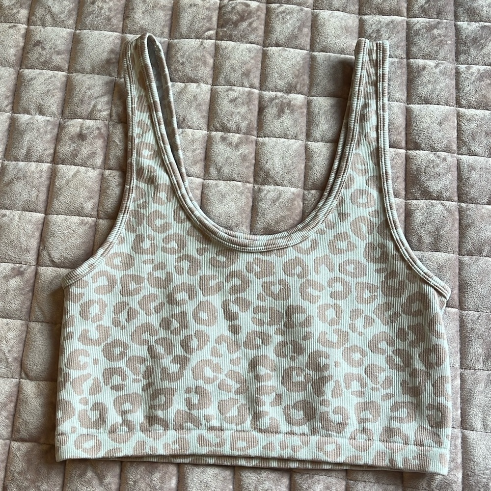 Cropped tank